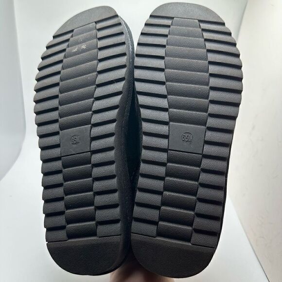 CUSHIONAIRE Women's Faux Shearling Genuine Suede cozy mule slippers +Memory Foam - Picture 5 of 7